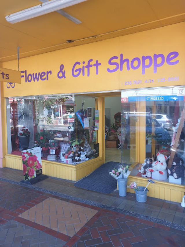 SHOP Flower & Gift Shoppe